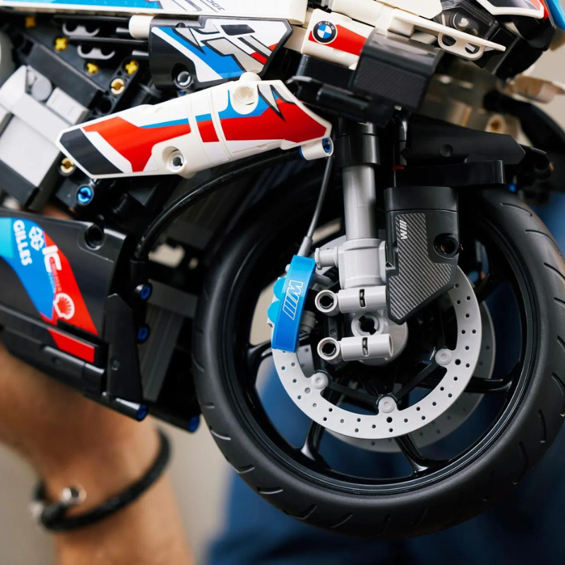 BMW M 1000 RR Technic | 1920PCS