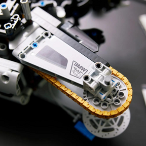 BMW M 1000 RR Technic | 1920PCS